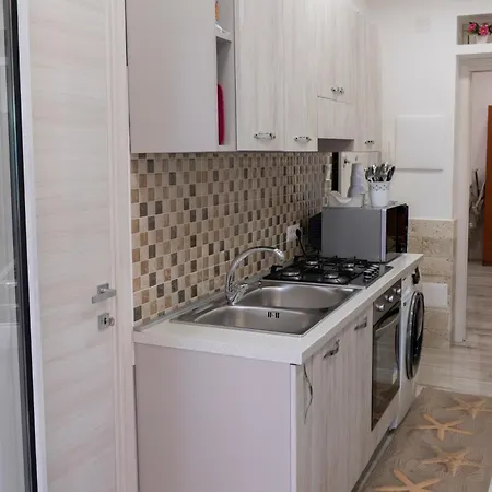 Casa A 2 Passi 1 *